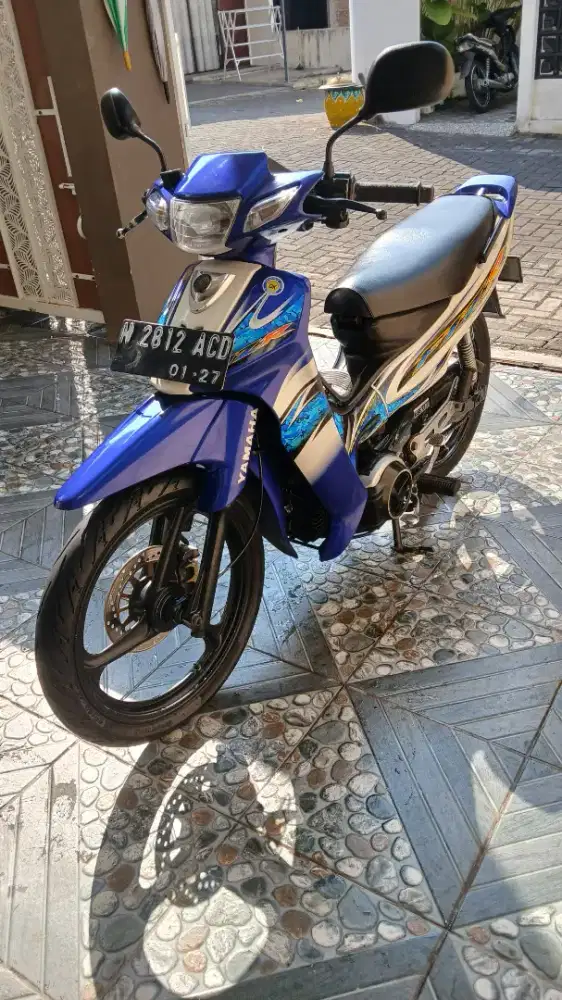 Yamaha F1zr 2003