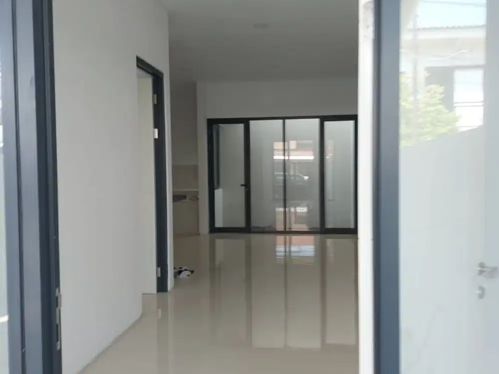 Rumah Satelit Utara Hdp selatan