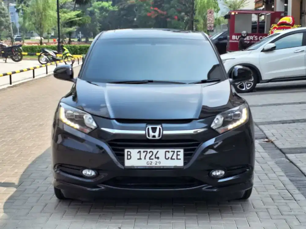 Honda Hrv Prestige 1.5 Automatic 2018 Bensin Hitam Metalik