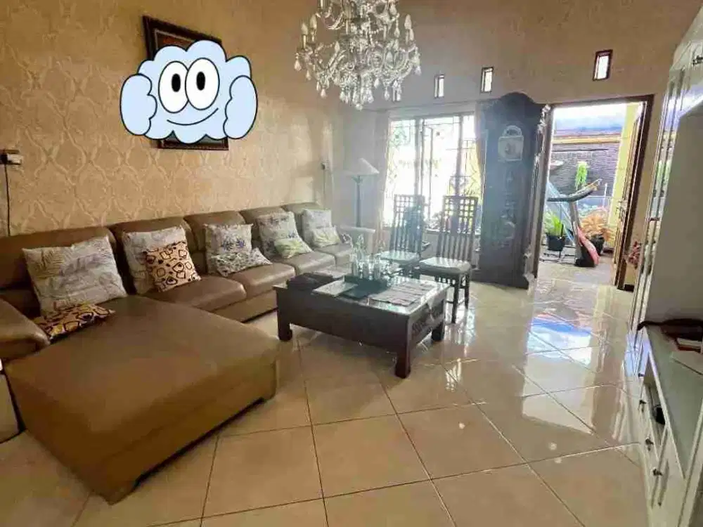 DISEWAKAN RUMAH FULL FURNISHED! LOKASI STRATEGIS DI TENGAH KOTA CILACAP