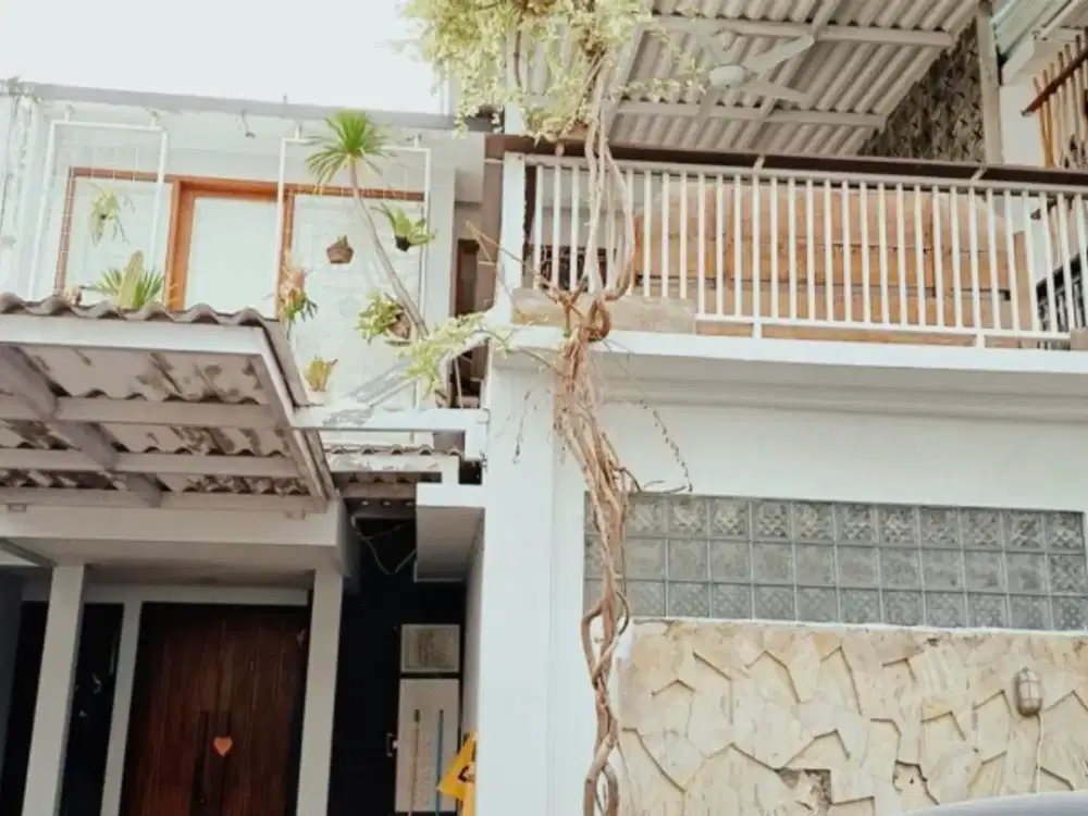 RUMAH MINIMALIS DENGAN PRIVATE POOL DI RENON