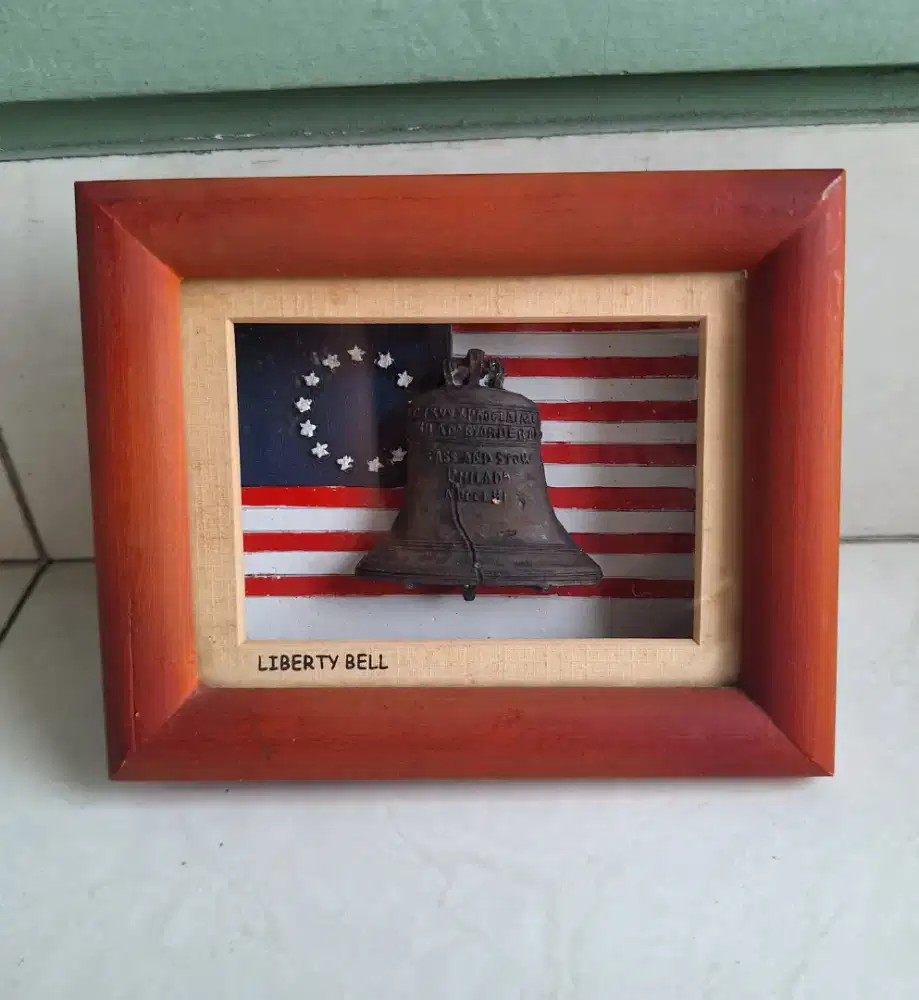 Liberty bell preloved