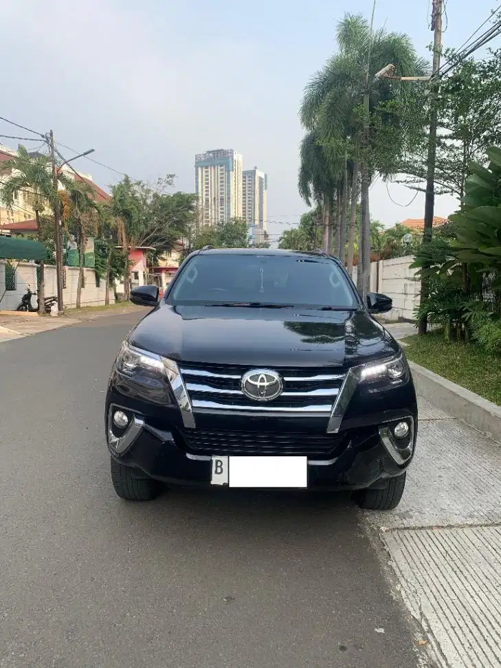 TOYOTA FORTUNER 2.4 VRZ DIESEL 4X2 AUTOMATIC 2019