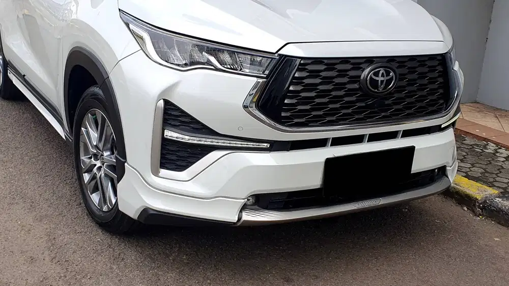 Toyota Kijang Innova Zenix Q Hybrid 20 Modelista TSS 2 RSE 2023 Record