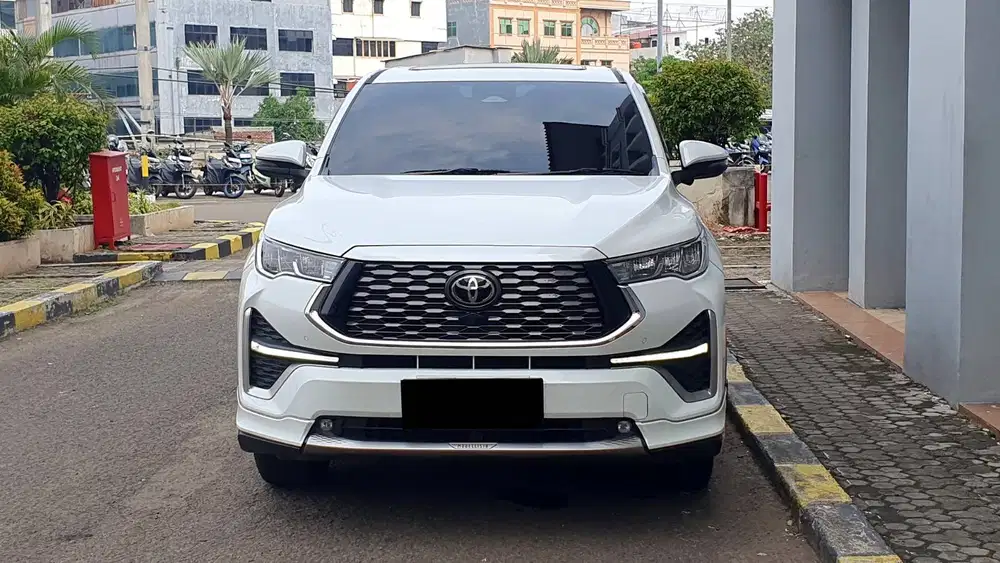 Toyota Kijang Innova Zenix Q Hybrid 20 Modelista TSS 2 RSE 2023 Record