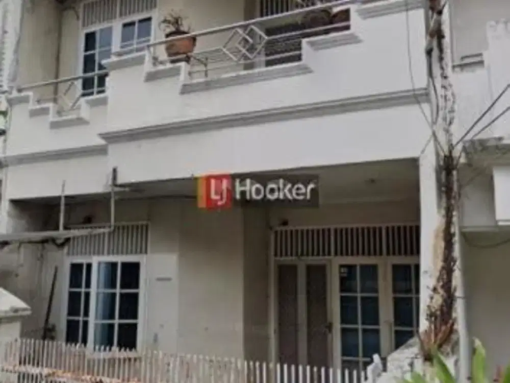 Rumah 2.5 Lantai Lingkungan Nyaman Dekat Cp Tomang, Jakarta Barat