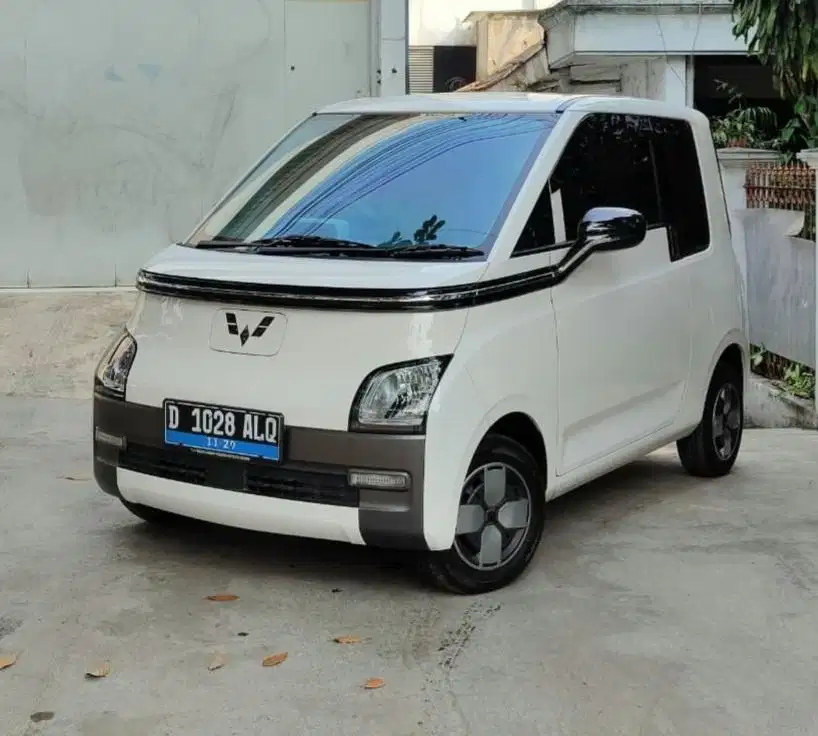 Wuling AIR EV LITE LONG RANGE 300KM AT 2024 LowKM 17rb RECORD BANDUNG