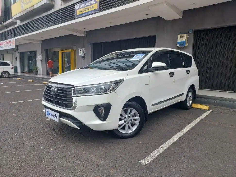 LOW DP - Toyota Kijang Innova 2.0 V Luxury Bensin-AT 2021