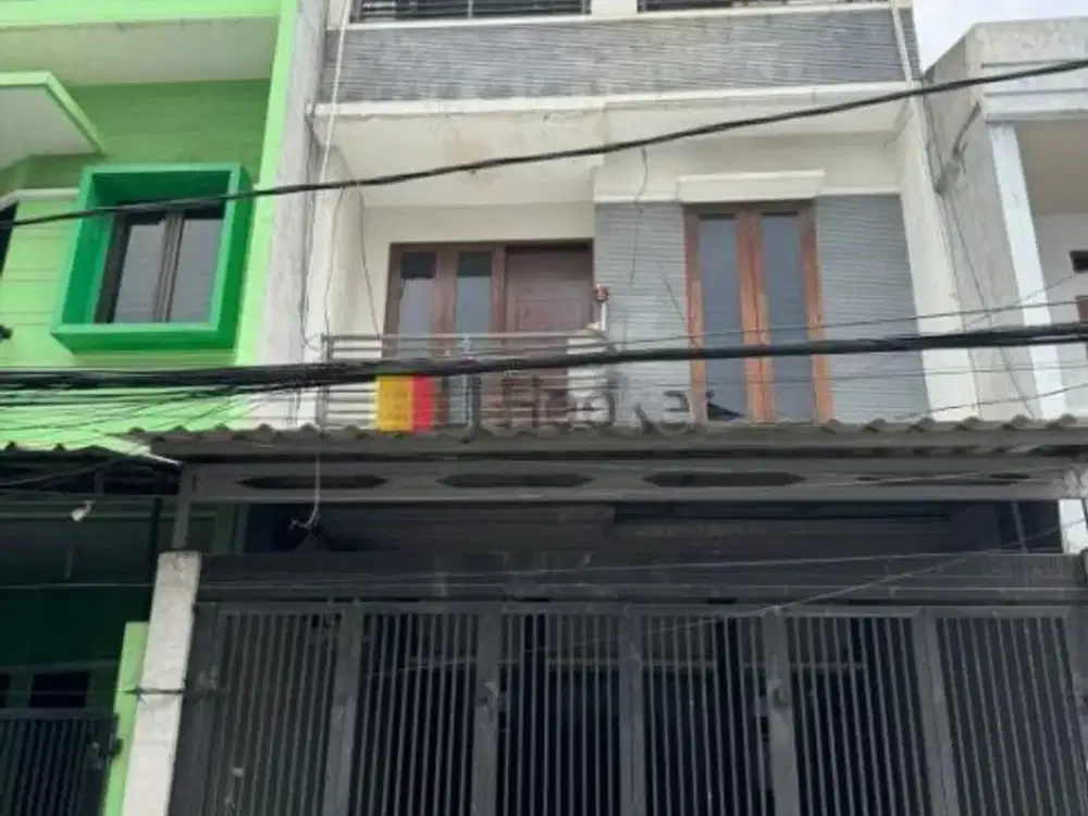 Rumah 3 Lantai Bagus dan Terawat di Tomang Jakarta Barat
