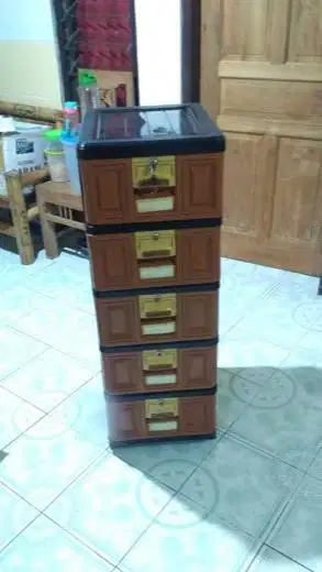 LEMARI NAPOLLY STB 5