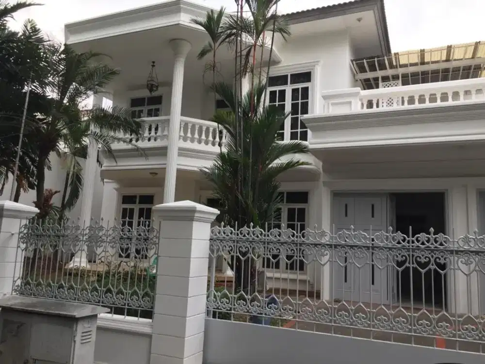 Disewa Rumah Di Jl. Karang Asem, Kuningan Uk 500 m2  Furnished at Jakarta Selatan
