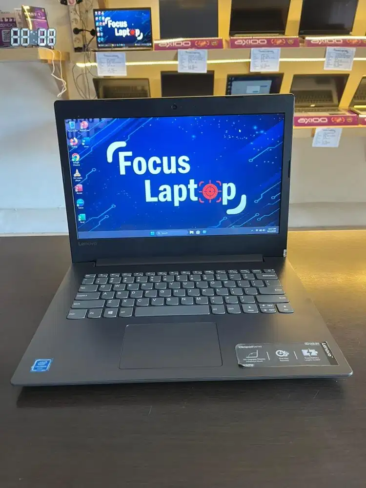 LENOVO IP 330. INTEL CELERON N4100. RAM 4 GB. SSD 256 GB.