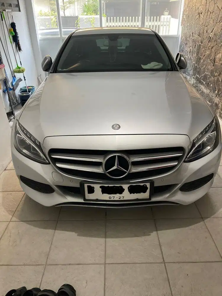 FOR SALE MERCEDES BENZ C200 2016