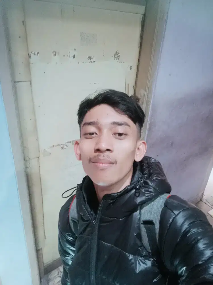 Sedang mencari pekerjaan