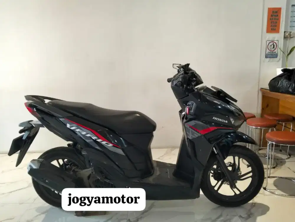 3 - NEW VARIO 125 2023