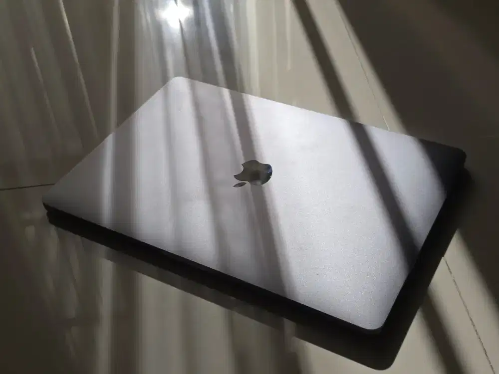Macbook pro 2017 - non touch bar
