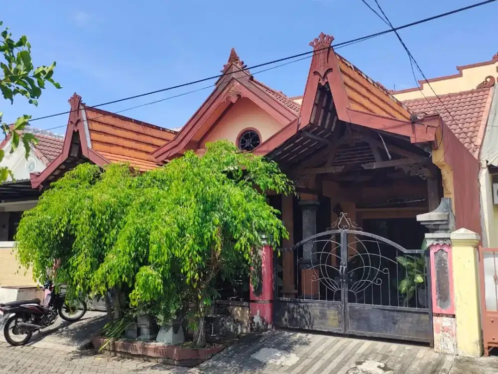 DI JUAL RUMAH TINGGAL di perum wiguna regency