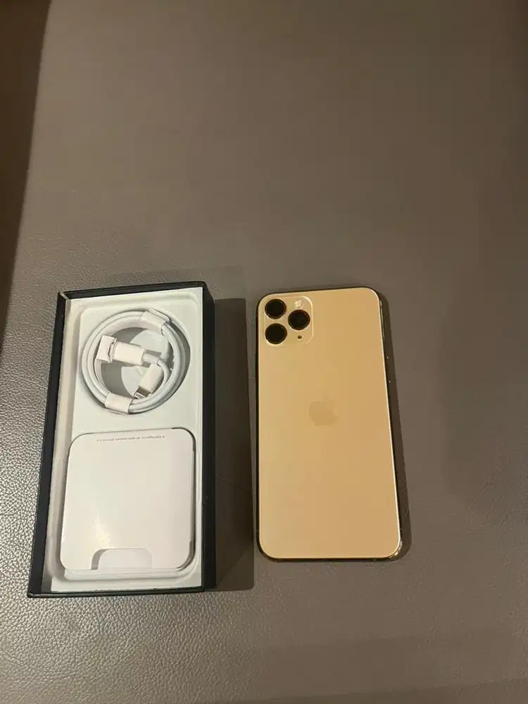 iphone 11 pro 256gb sekian masih baru