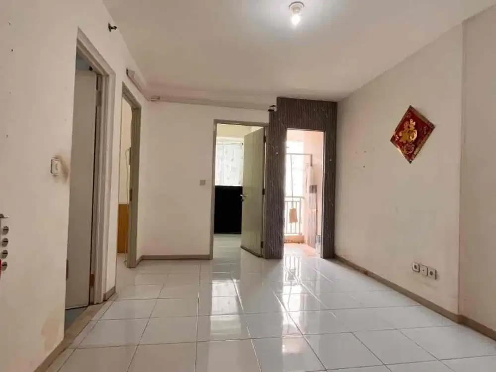 Disewakan Apartemen Pakuwon City Amethys Lt 10 Unfurnished (1AC) dekat Pakuwon City Mall Sebelah Hoky