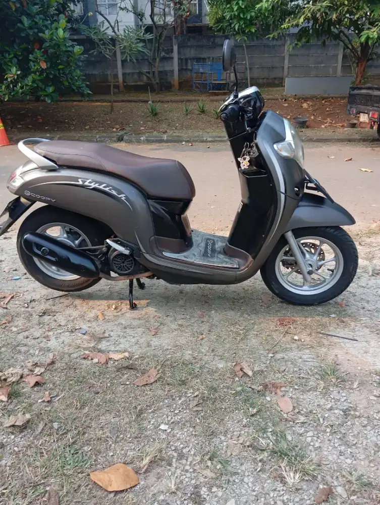 Honda Scoopy Donat 2020 fulori mulus pajak panjang d graha