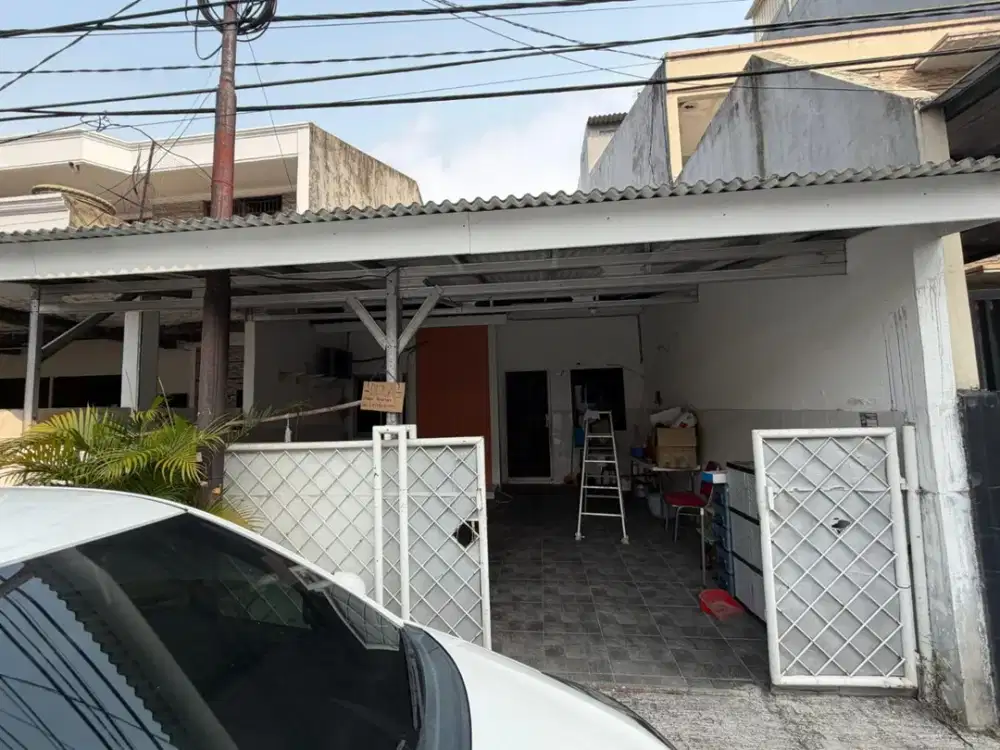 Rumah Minimalis Bebas Banjir di Komp Danau Indah Sunter