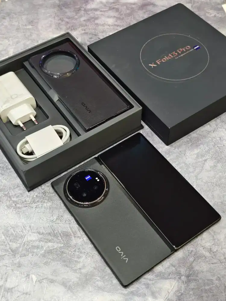 Vivo X Fold 3 Pro 16/512 Gb black