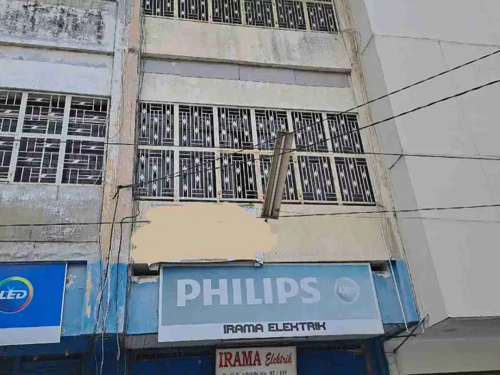 Dijual Rumah Lokasi Sangat Strategis di Kecamatan Medan Petisah!