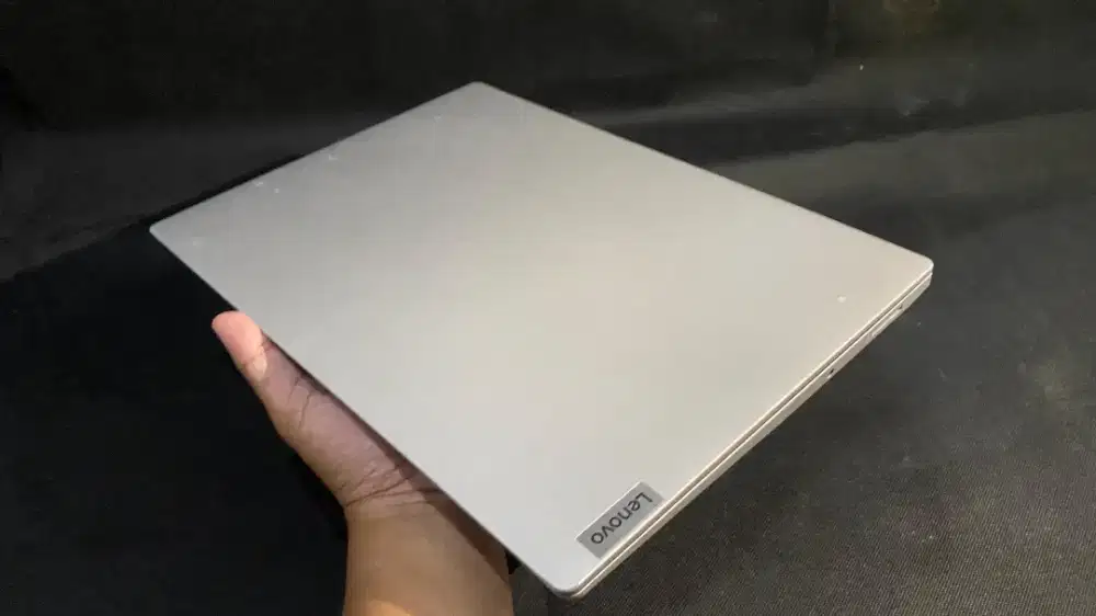 Jual LAPTOP LENOVO IDEAPAD 3 14IGL05
