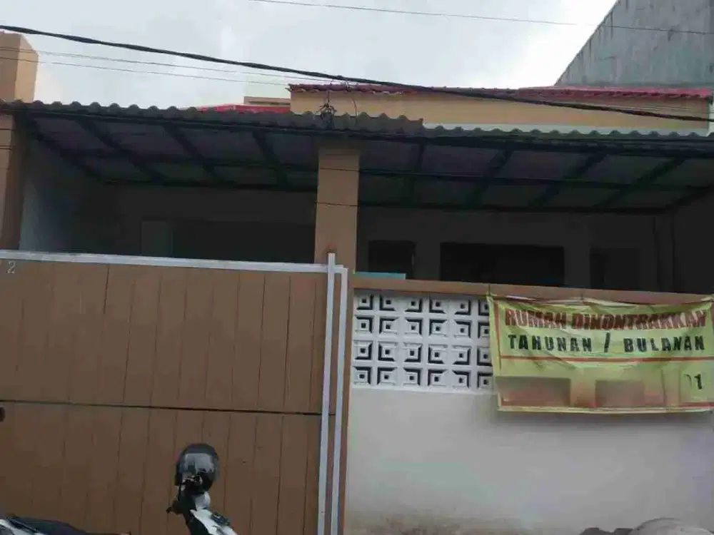 Disewakan Rumah 2 lantai di Manyar Surabaya