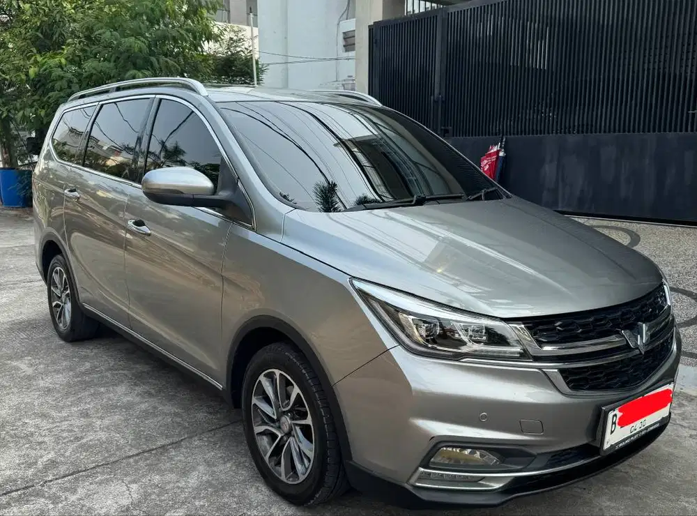 Wuling Cortez 1.5 Lux CVT AT 2020 ABU-ABU KM 60.000 Pemakaian Pribadi