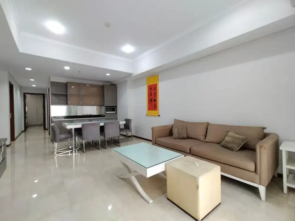Disewakan Unit Apartemen (3BR), Royal mediterania garden, Best View
