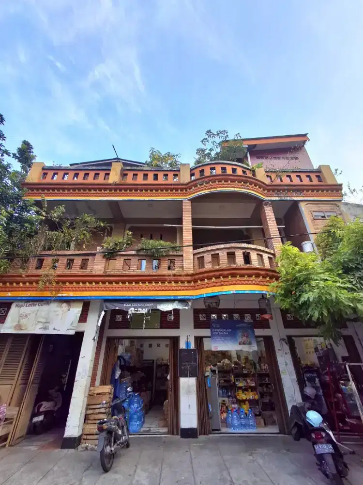 Rumah  hook, serta toko sembako yg sudah jalan di kawasan premium