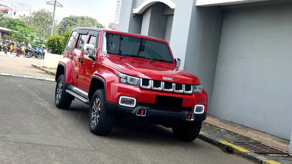 BAIC BJ40 BJ 40 Plus 2.0 Turbo 4x4 AWD AT Merah 2025 NIK 2024 Like New