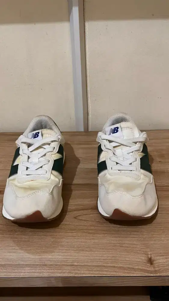 Sepatu New Balance Kids Original 100% size 35