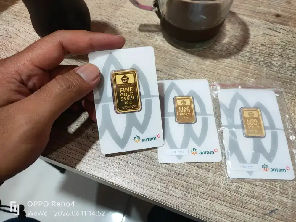 Emas antam 10+5 gram