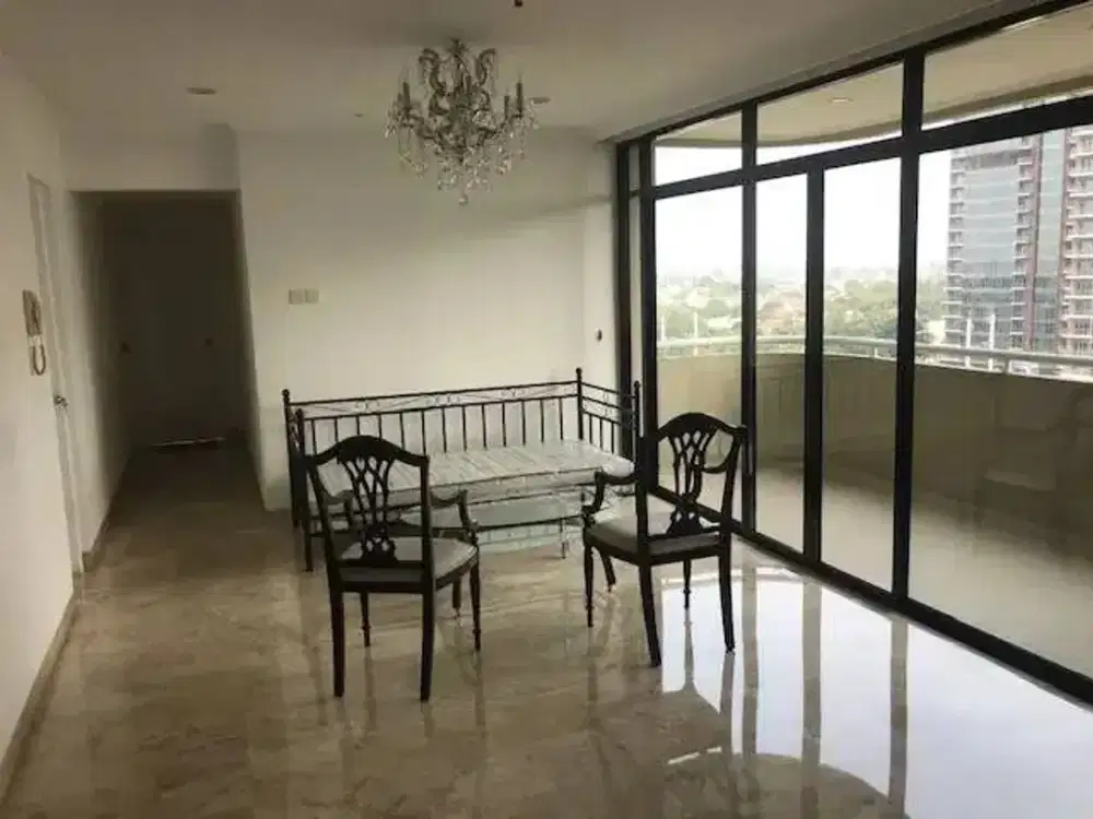 Di Sewakan Apartemen  Beverly Tower, Cilandak, Jakarta Selatan Furnished