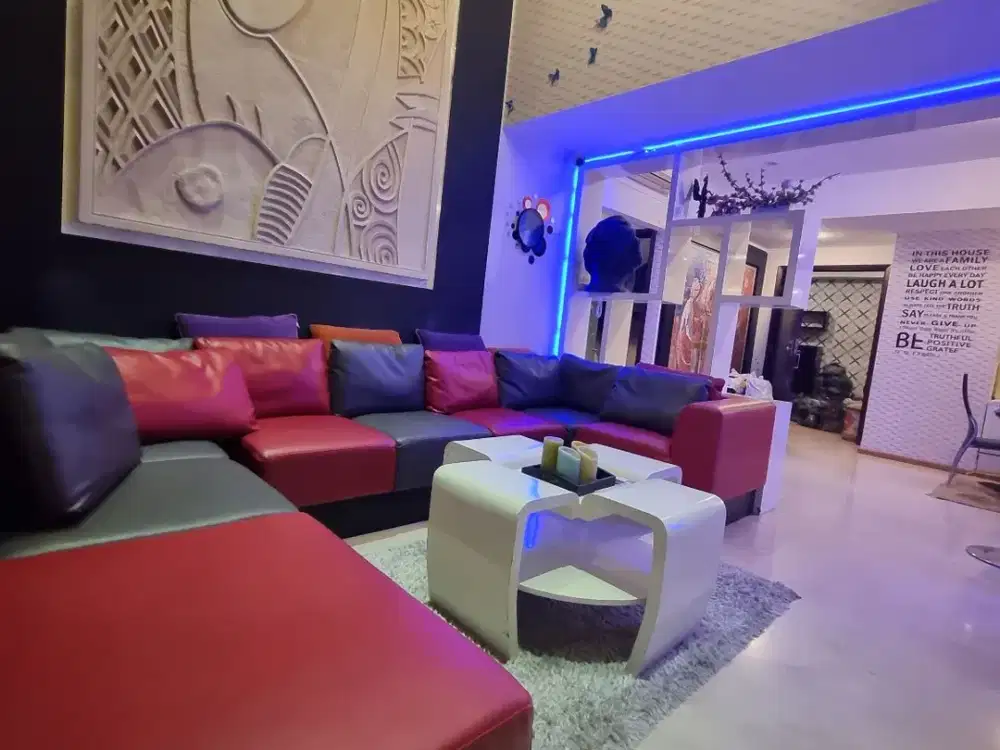 Strategis Unit Apartement Casa Grande 4 BR Luas 190m2 Siapa Huni Jakarta Selatan