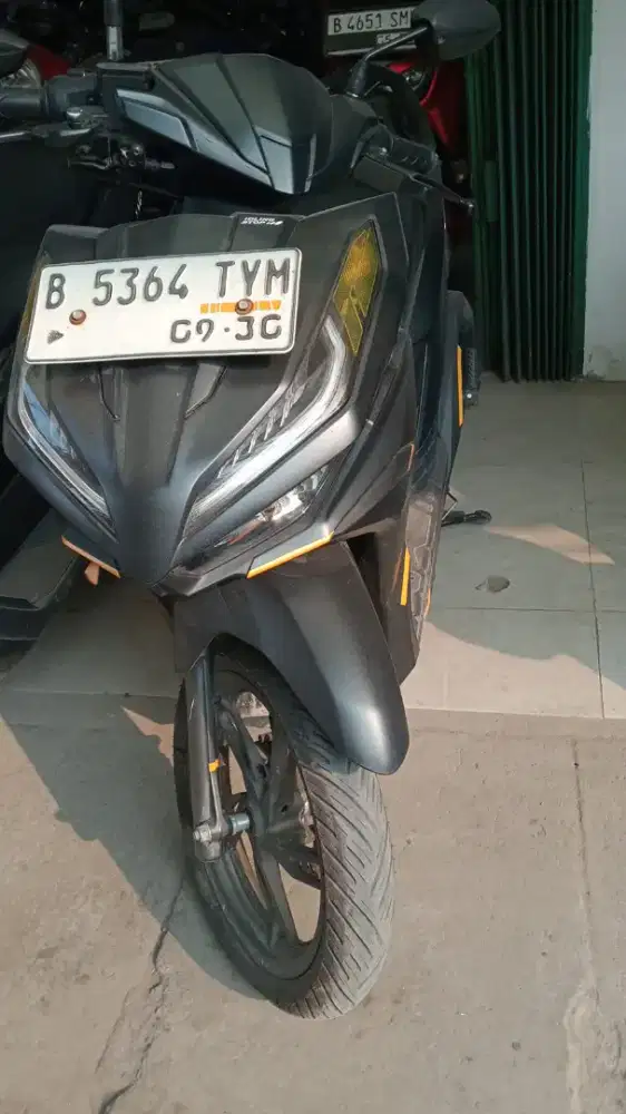 Dijual Cash / Kredit Honda Vario 125 CBS ISS Tahun 2025