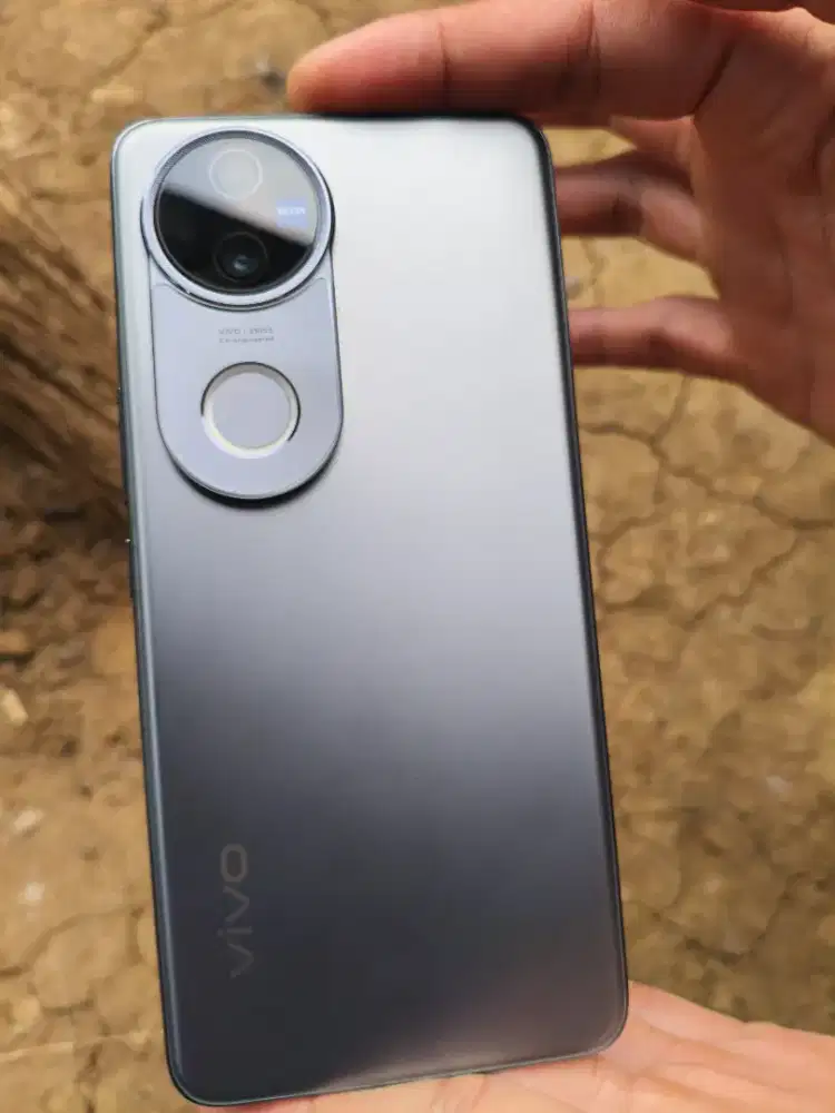 Vivo v50 5g 12/256