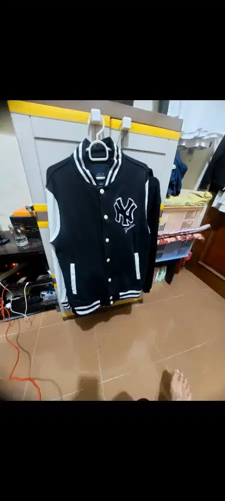 Varsity MLB Yankee XL