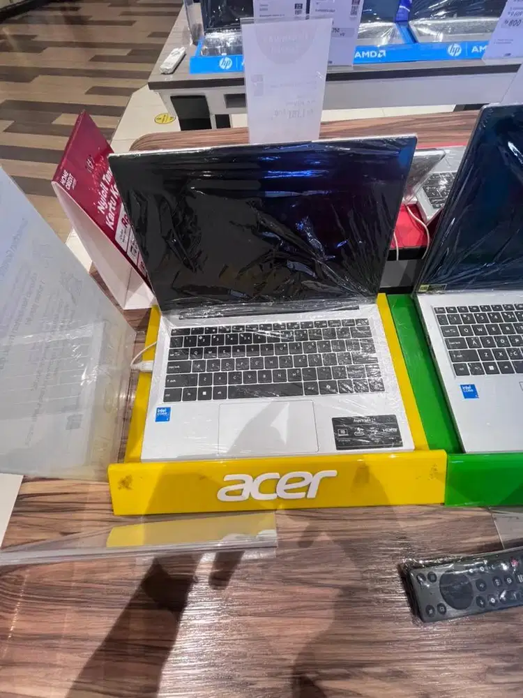 Laptop acer AL14-37P-38AK silver