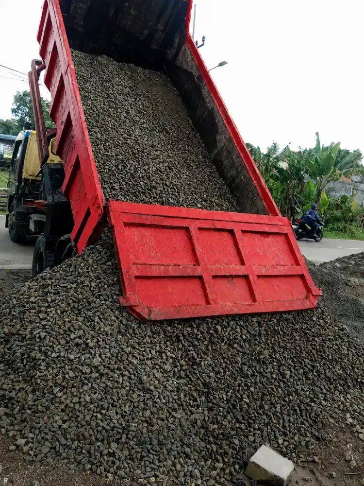 Batu split 1/2 untuk cor. 5 spy 6 kubik