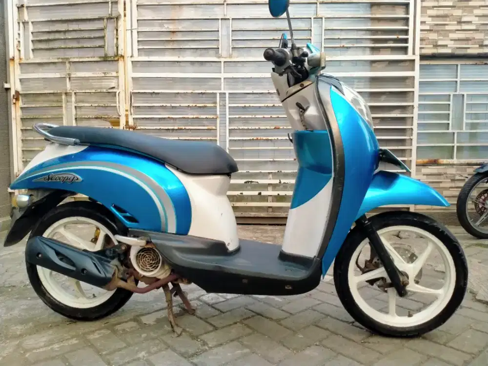 Honda Scoopy karbu motor sehat walafiat keterangan detail dibawah