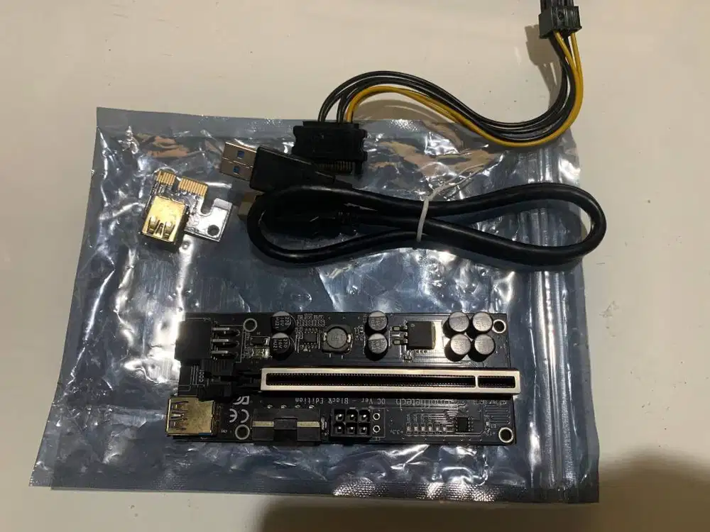 pcie riser dengan 8 kapasitor kondisi bagus vga