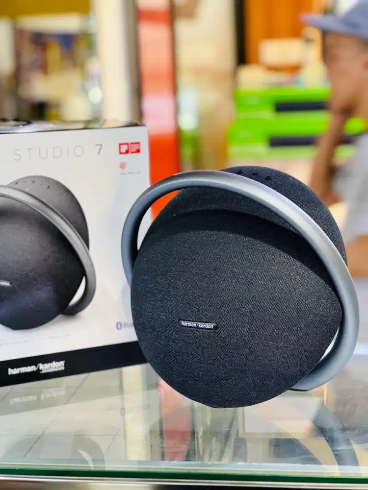 Speaker harman kardon onyx studio 7
