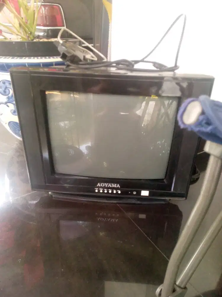 Tv tabung 14inch