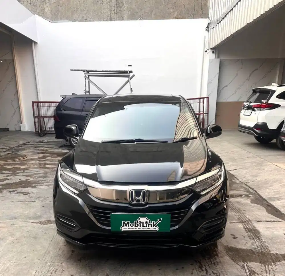 Honda HR-V 1.8 Matic Prestige [Pajak Panjang]