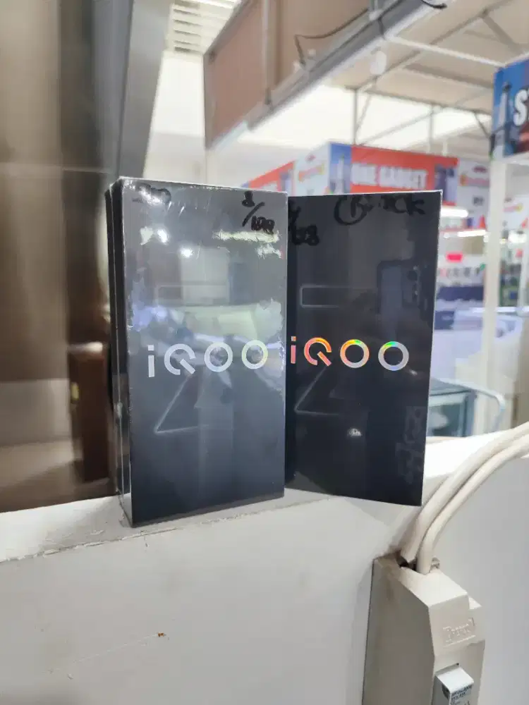 IQOO Z10 5G 8/128GB NEW