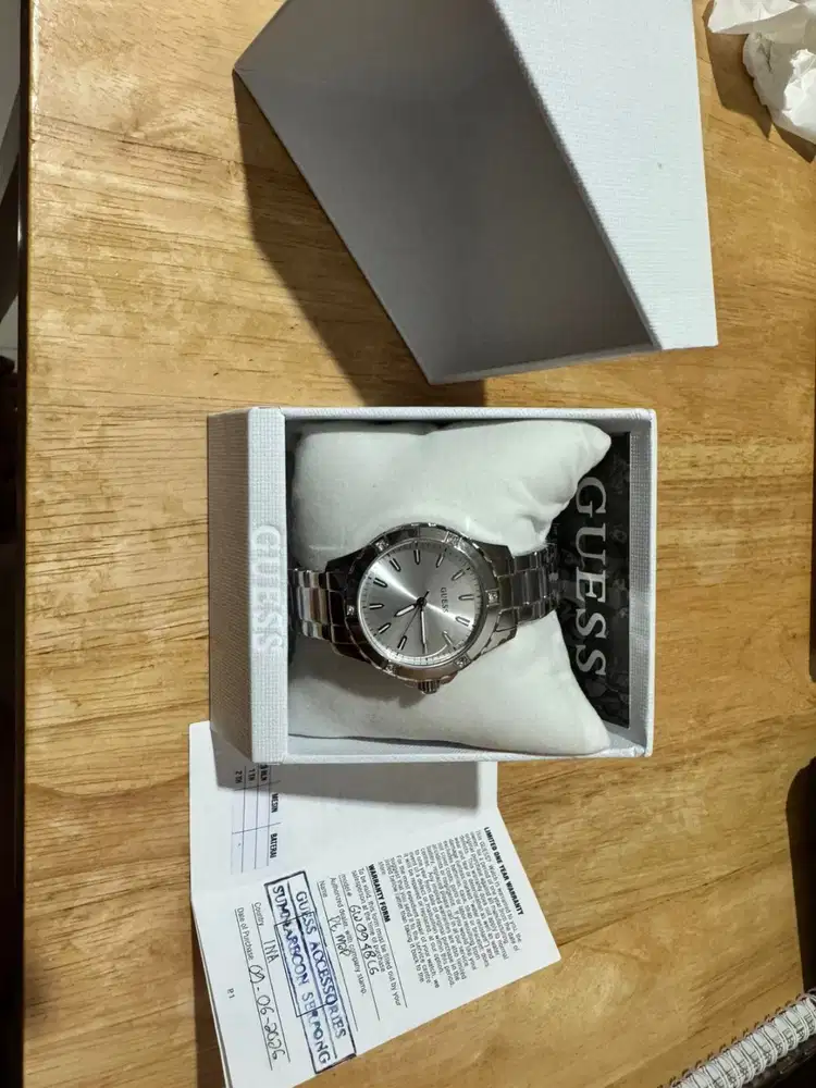 Jam tangan Guess GW0948L6 Ladies Watch