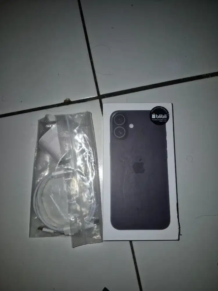 Iphone 16 Black 8/128 Blibli Store